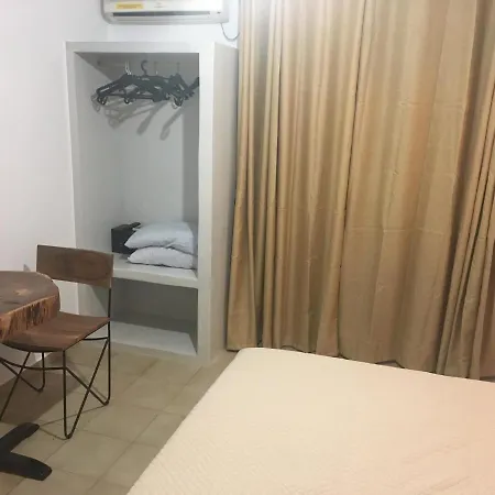 艾琳1号膳食公寓 Naxos City
